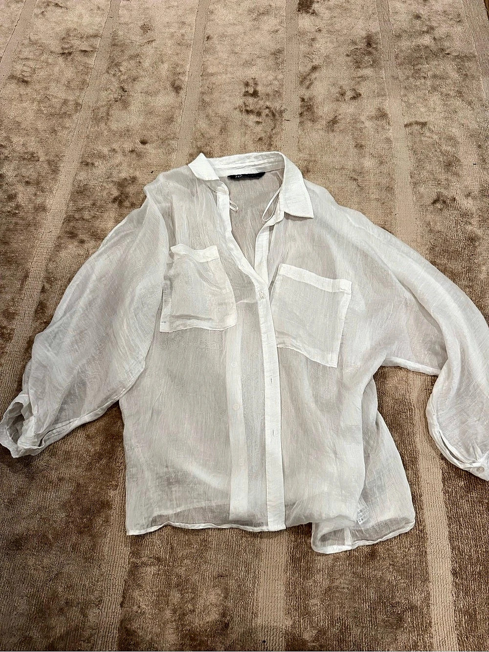 ZARA White Button Down Shirt Size Medium Like New